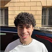 Studente del secondo anno di Economia e finanza, offre ripetizioni/ aiuto compiti per ragazzi/e di medie e superiori